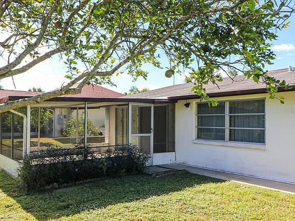 3rd image of 325 San Benito Ave