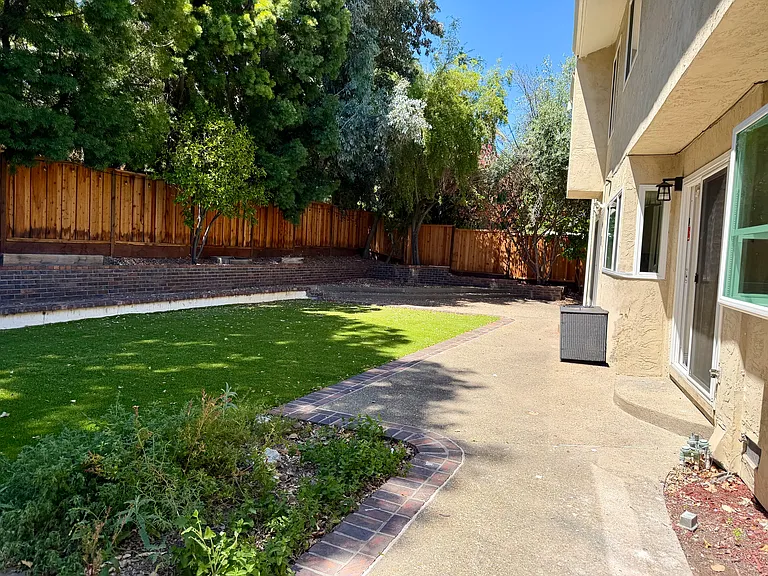44277 Arapaho Ave — Photo 28