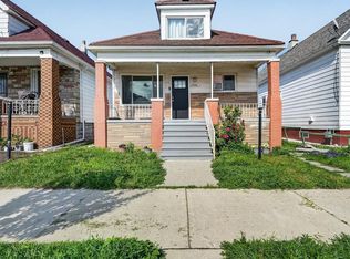 12146 Klinger St, Hamtramck, MI 48212