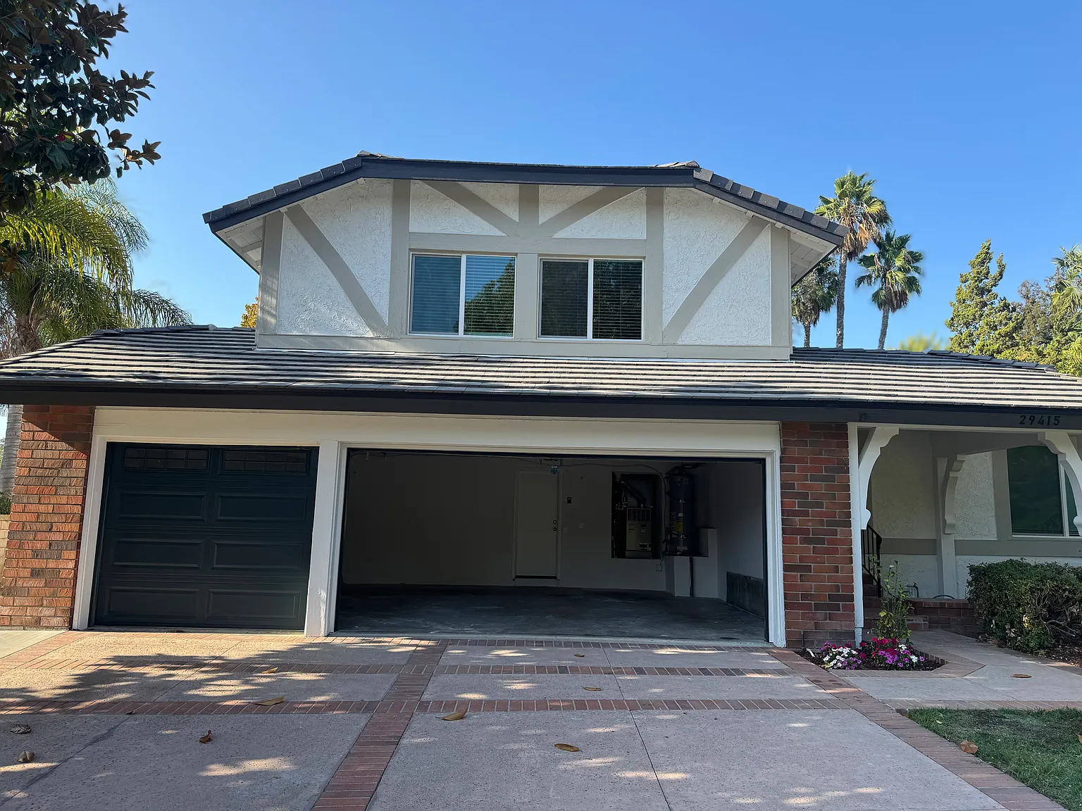 4 bed, 2612 sqft, $7,950 — Photo 3