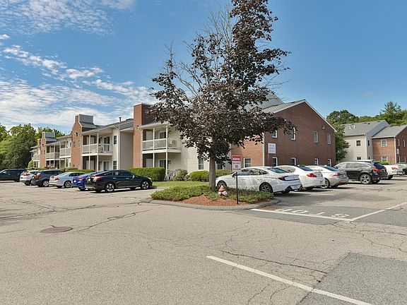 3rd image of 46 Rose Ct