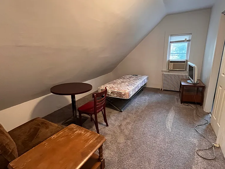 5859 Hobart St #2 — Photo 13