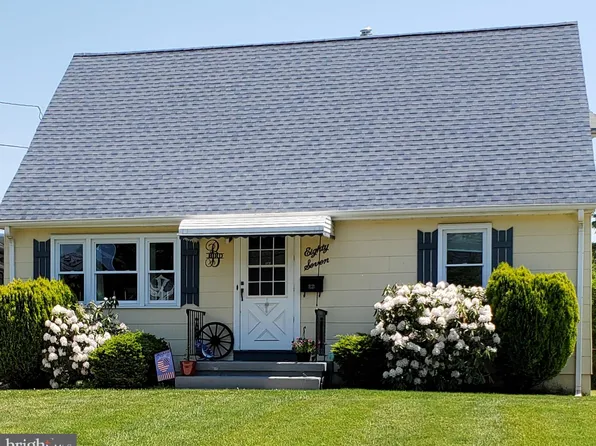 87 Audrey Pl, Hamilton, NJ 08619