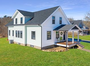 9 River Rd, Mattapoisett, MA 02739