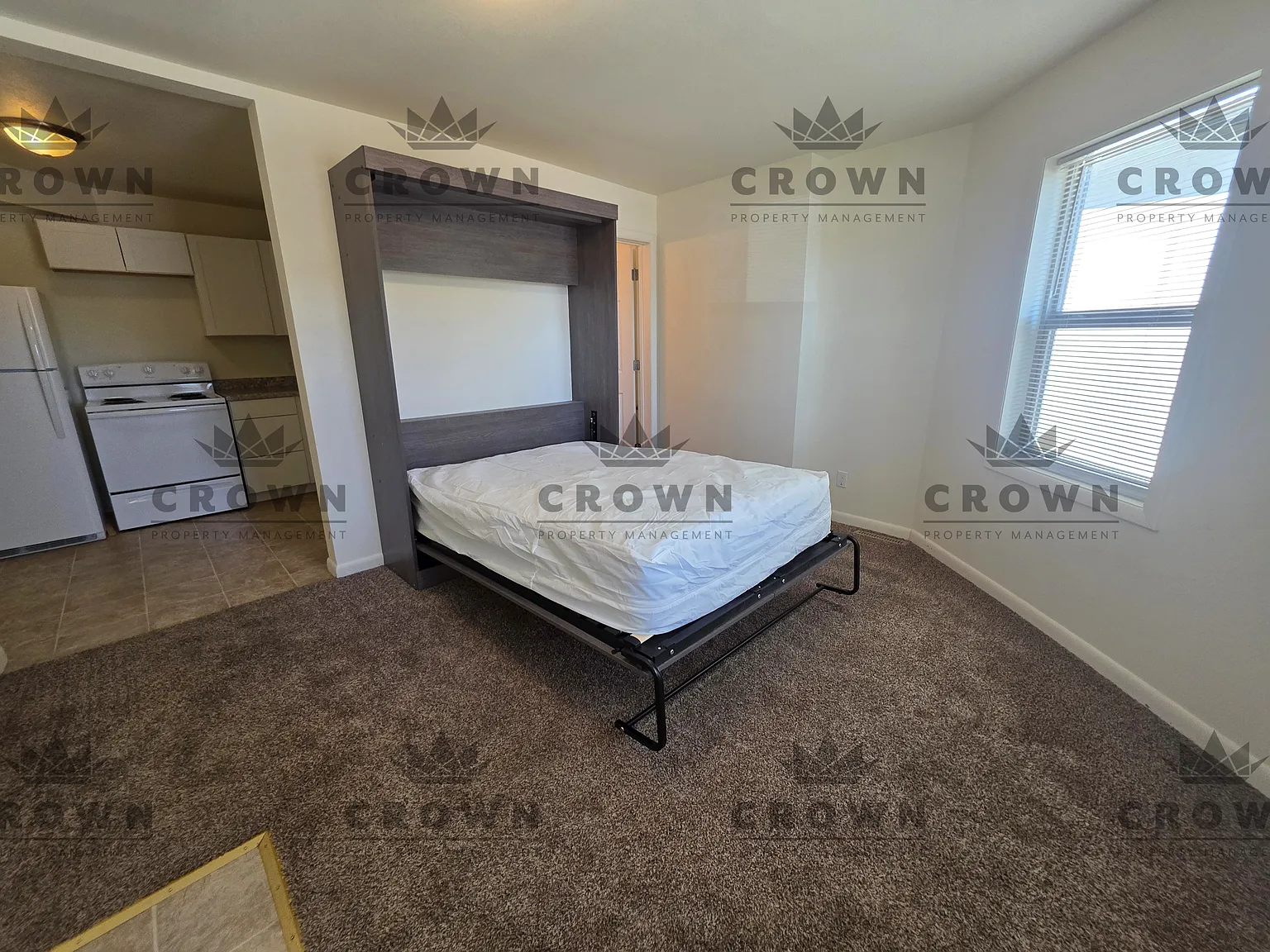 Studio, 400 sqft, $800 — Photo 2