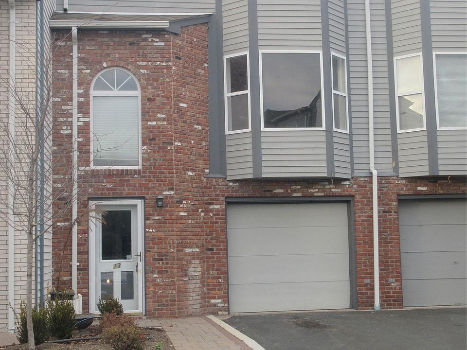 1st image of 13 Oxford Court