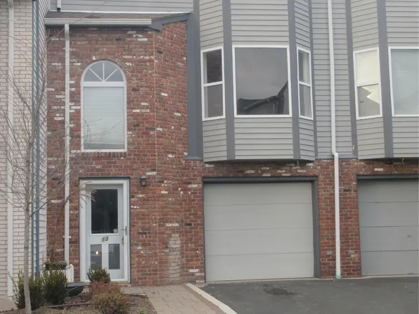 13 Oxford Court, Nanuet, NY 10954