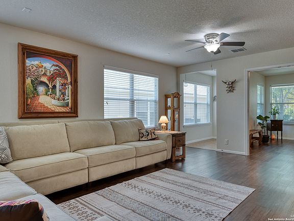 3rd image of 4814 SANDHILL CRANE