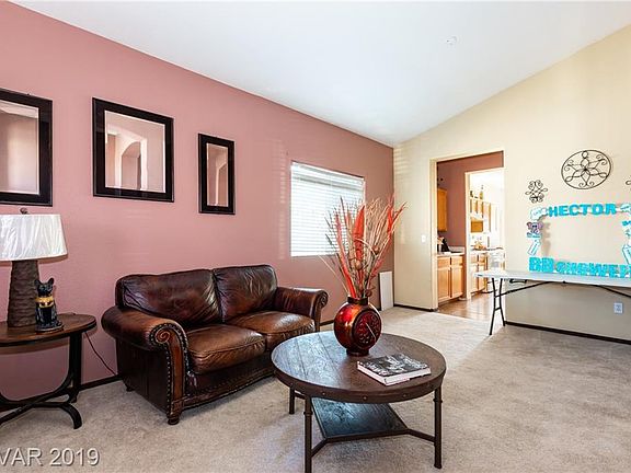 3rd image of 3792 Majesty Palm Dr