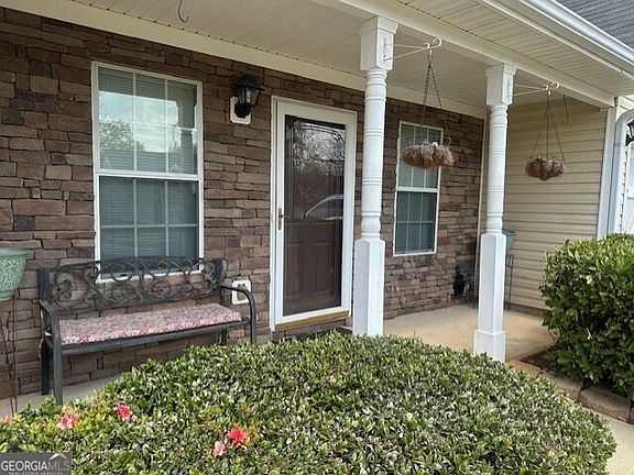 2nd image of 610 City Park Dr