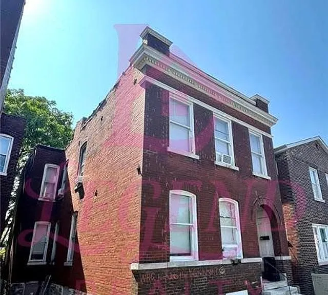 2918 Miami St #1F — Photo 2