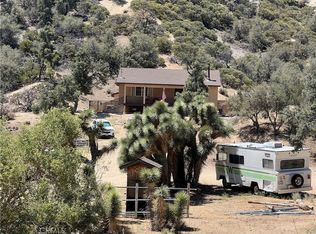 3215 Whispering Pines Rd, Wrightwood, CA 92372