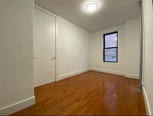 Rented by Zjama Realty Corp | media 19