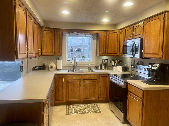 2nd image of 1652 Brentwood Ct