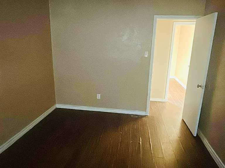 5402 Village Ln #A — Photo 8