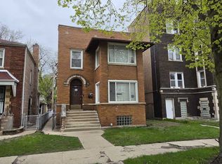 8215 S Eberhart Ave, Chicago, IL 60619