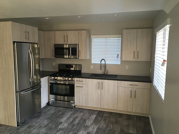 New Kitchen & Appliances