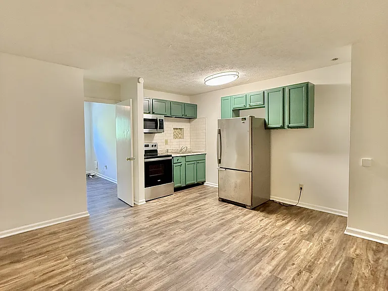 630 Central Ave #206 — Photo 4