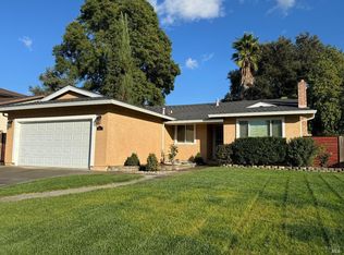 1951 Tanglewood Ln, Vacaville, CA 95687