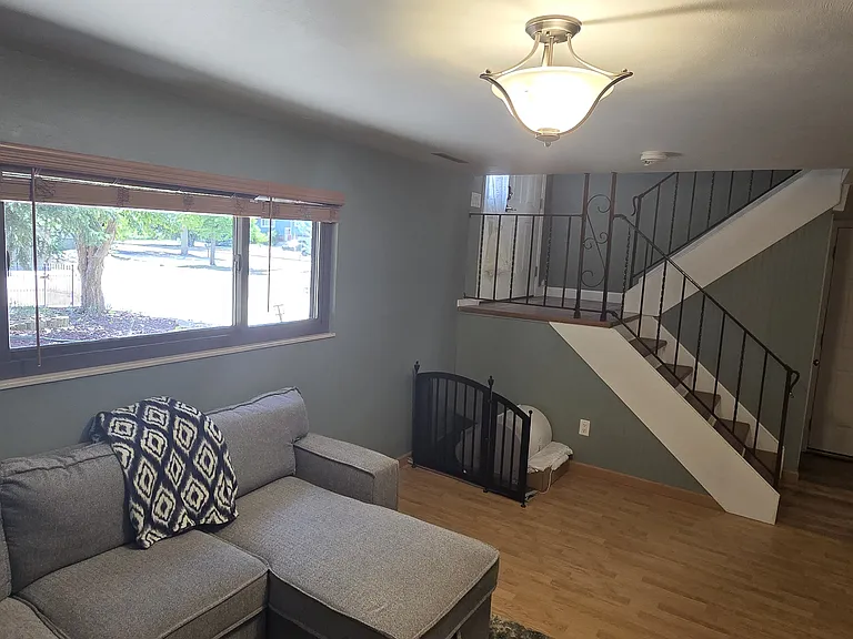 6685 Brook Park Dr — Photo 17
