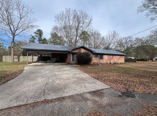 408 Dickey Ln, Columbia, MS 39429