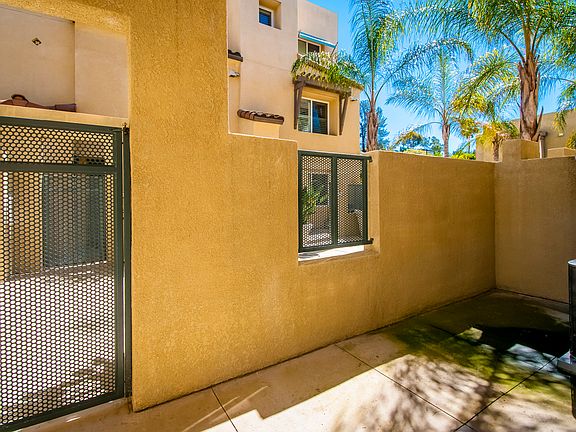 4th image of 7705 El Cajon Blvd Unit 10