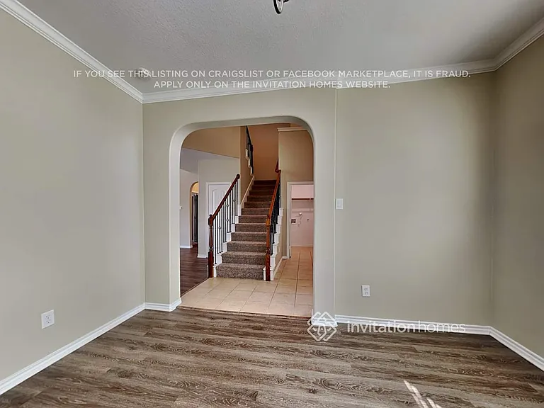 2222 Whitney Dr — Photo 6