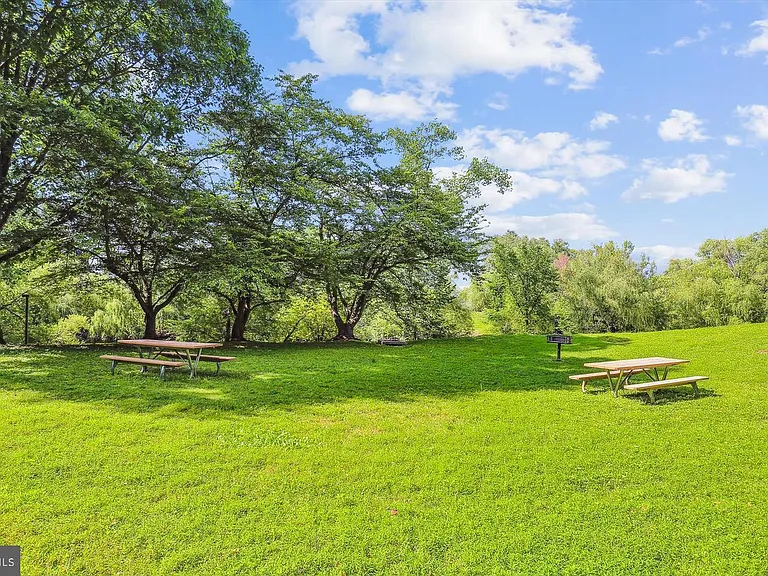 18273 Leman Lake Dr — Photo 32