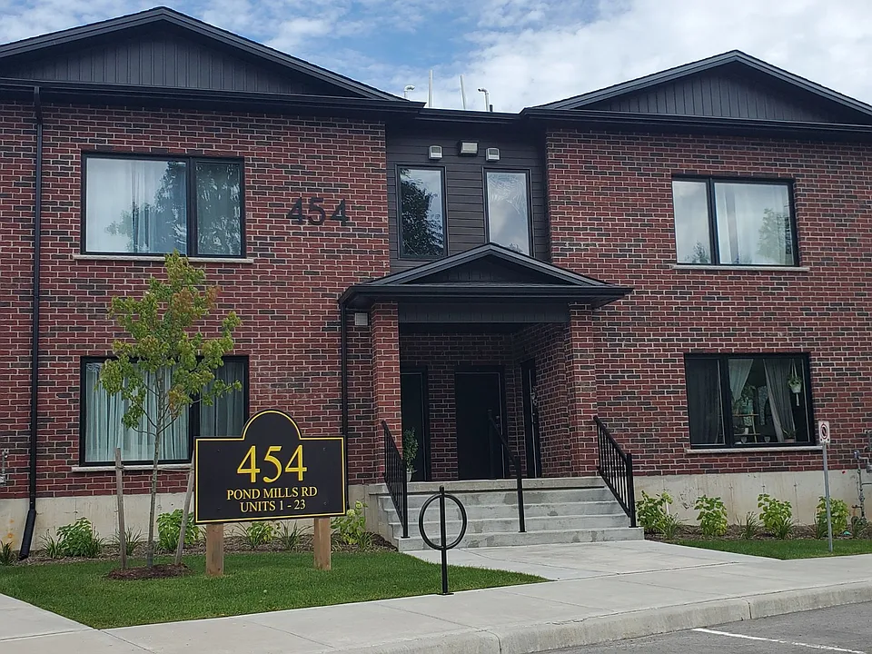454 Pond Mills Rd #13