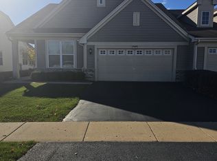 1622 Francis Dr, Hampshire, IL 60140