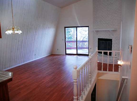 3rd image of 30897 Glen Oak Dr