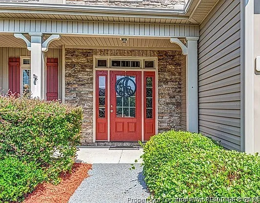 3 bed, 2.5 bath, 2650 sqft, $2,500 — Photo 4