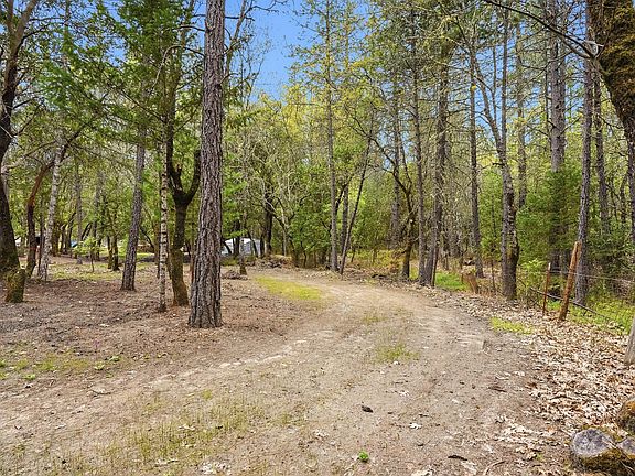 4th image of 234 Penny Ln