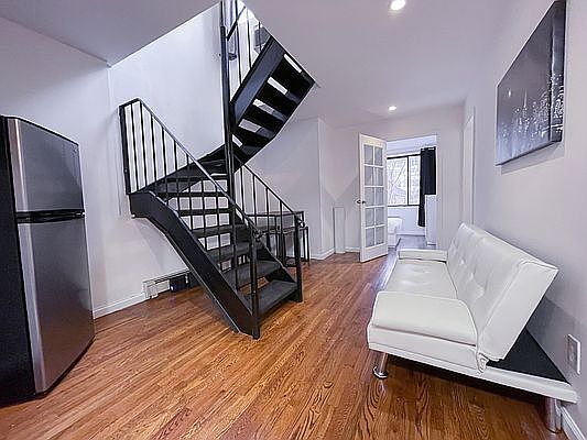 1st image of 626 10th Ave Ph A