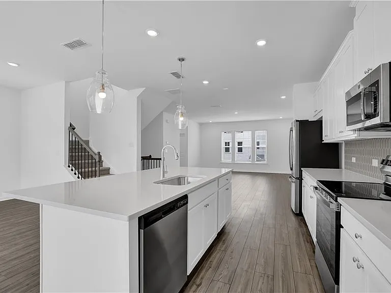 2723 Dreycott Ln — Photo 13