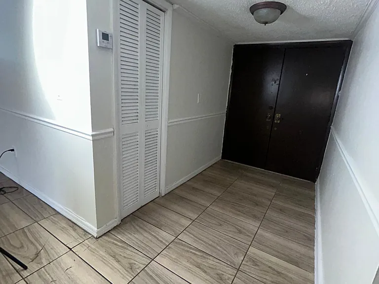 13951 Kendall Lakes Cir #304A — Photo 18