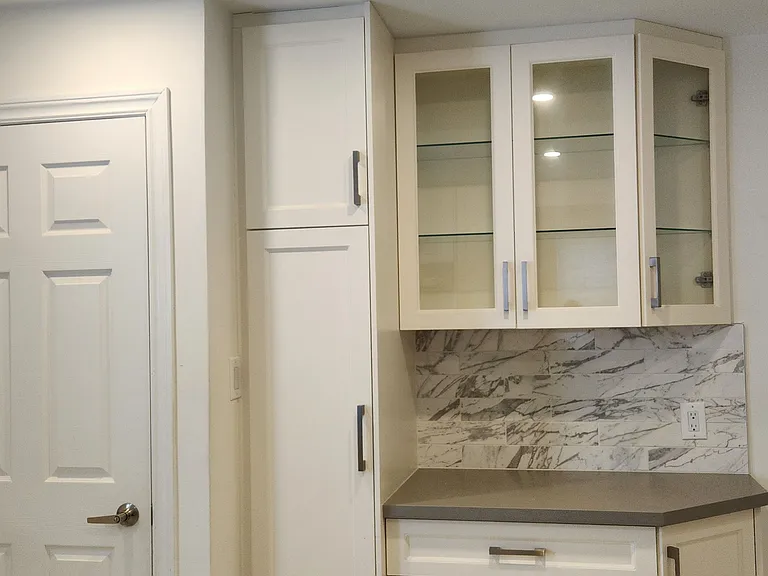 126 Olive Ave — Photo 13