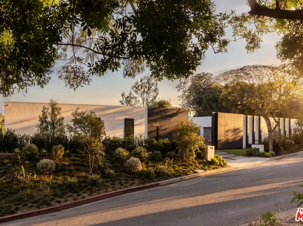 500 Chalette Dr, Beverly Hills, CA 90210