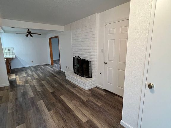 2nd image of 1102 Chianti Dr