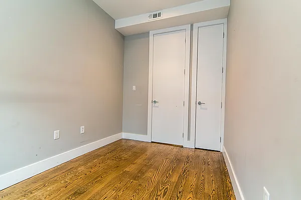 Rented by Nooklyn NYC LLC | media 43