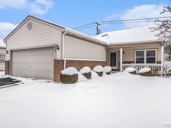 435 Pagels Ct, Grand Blanc, MI 48439