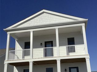 5041 Fort Duquette Dr, Saint Charles, MO 63301