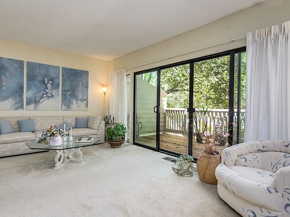 4th image of 521 Woodminster Dr