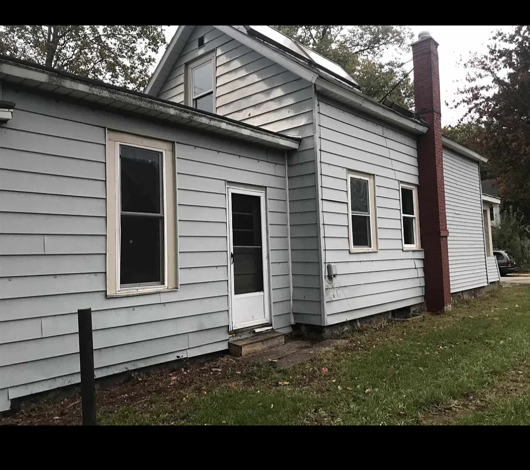 3 bed, 1400 sqft, $1,550 — Photo 2