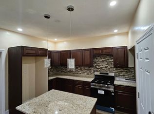 21 Supple Rd FLOOR 2, Dorchester, MA 02121