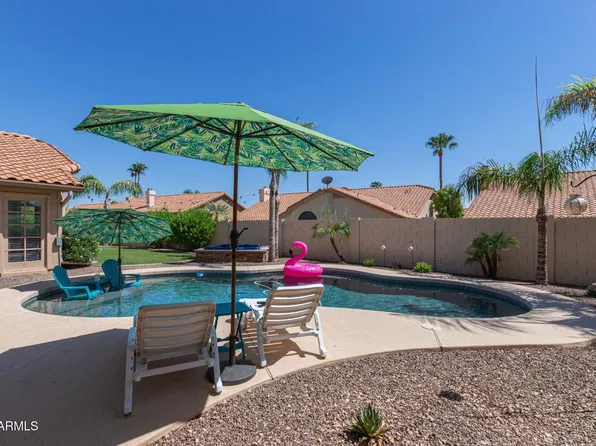 1585 W HONEYSUCKLE Lane, Chandler, AZ 85248