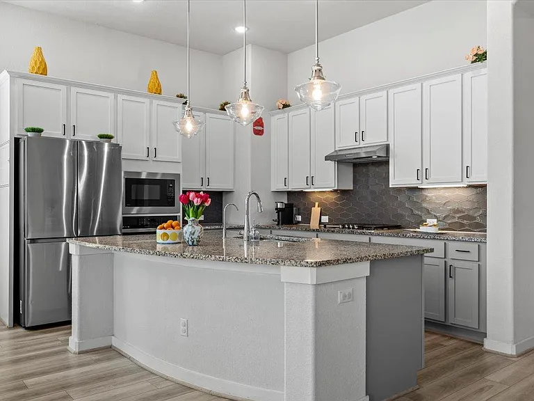 1812 David Ezra St — Photo 11