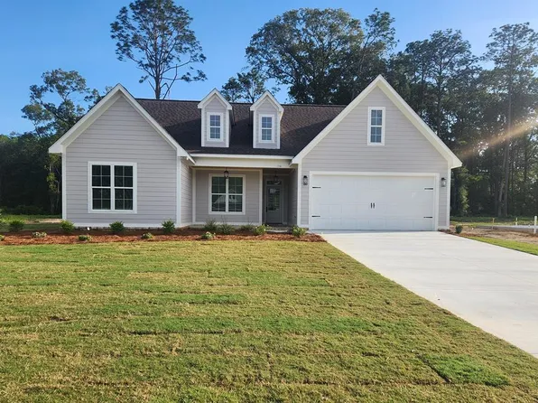 106 Sawtooth Dr, Leesburg, GA 31763