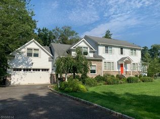 149 Braidburn Rd, Florham Park, NJ 07932
