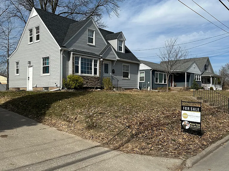 House exterior and driveway.